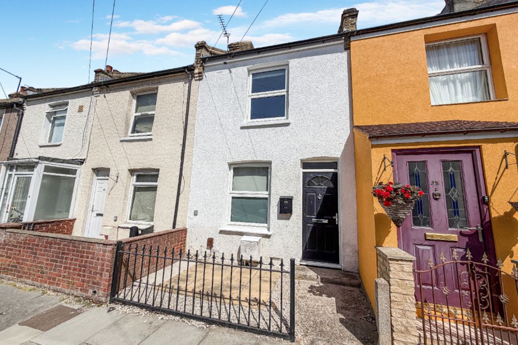 Property photo 1 of 7