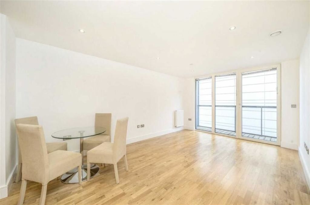 Property photo 3 of 7
