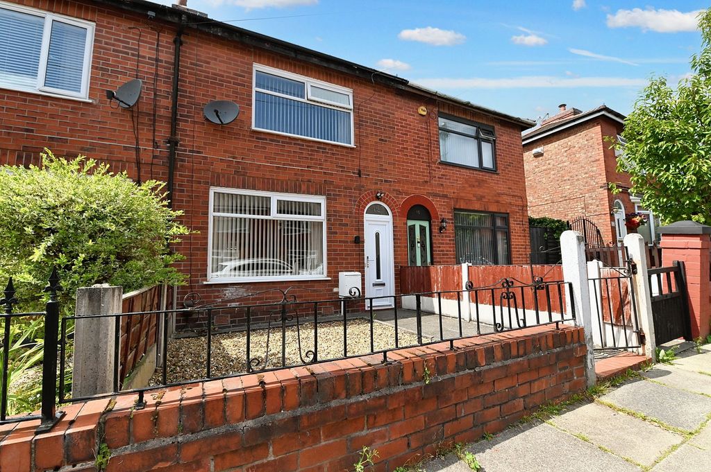 Property photo 1 of 15
