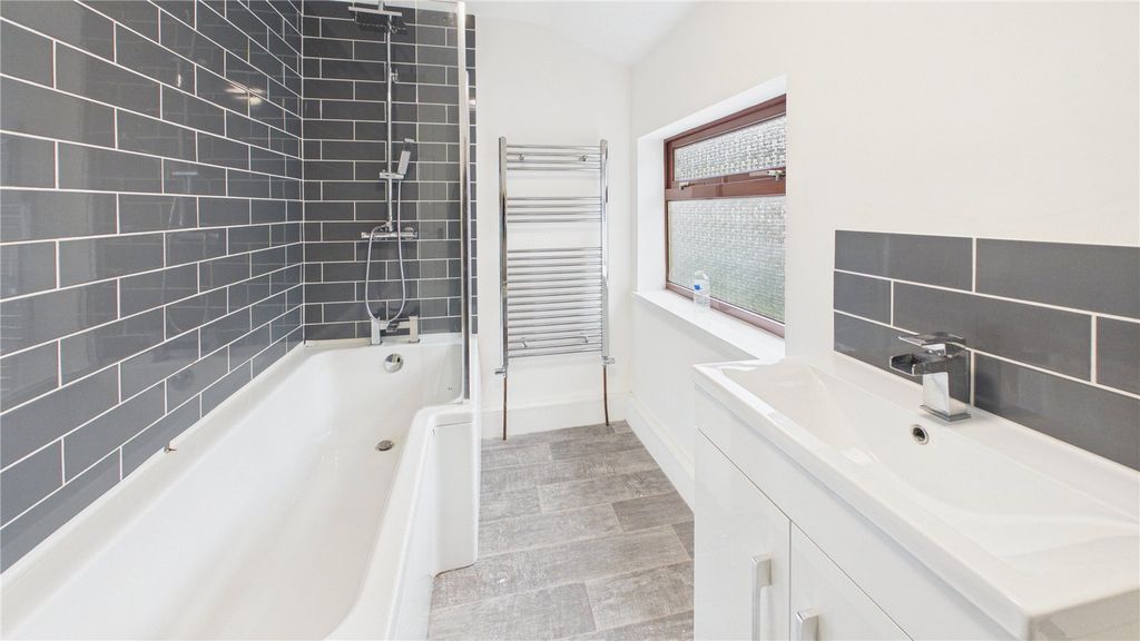 Property photo 1 of 7 Picture No. 01