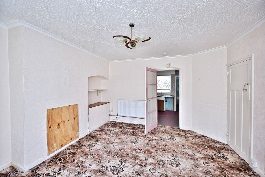Property photo 2 of 20 Pbox-Img.Jpg