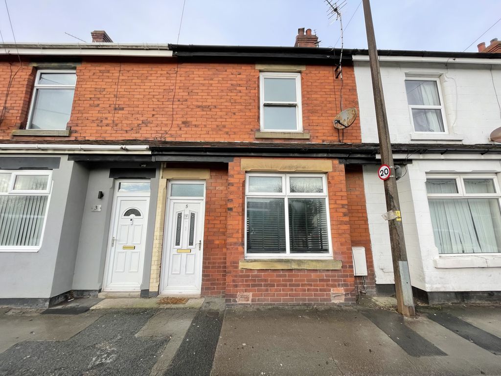 Property photo 1 of 13