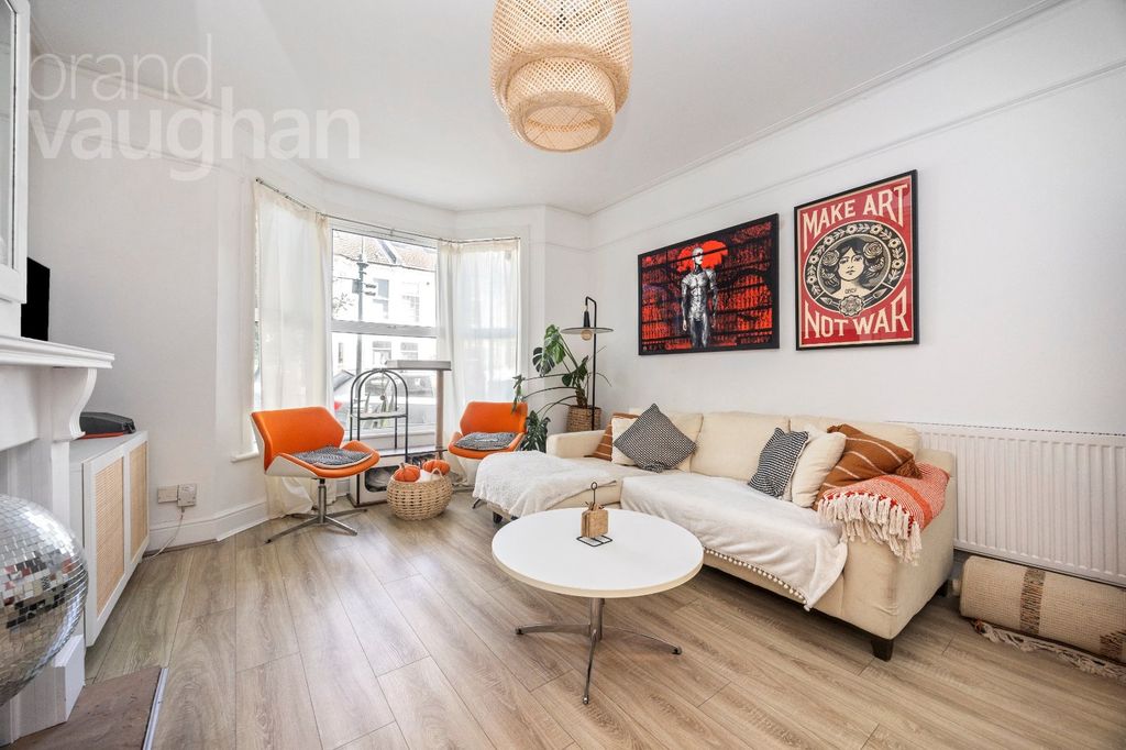 Property photo 3 of 23 Picture No. 19