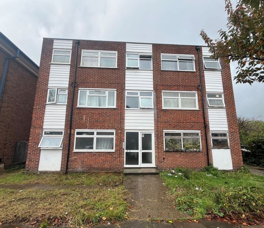 Property photo 2 of 11