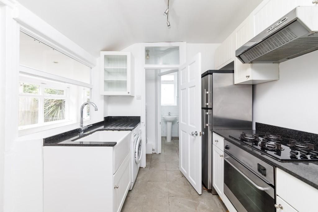 Property photo 3 of 18 3