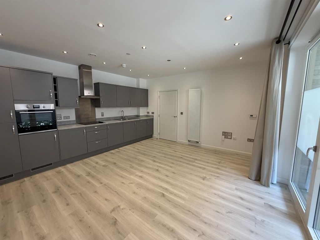 Property photo 3 of 12 Lounge Kitchen 2.Jpg