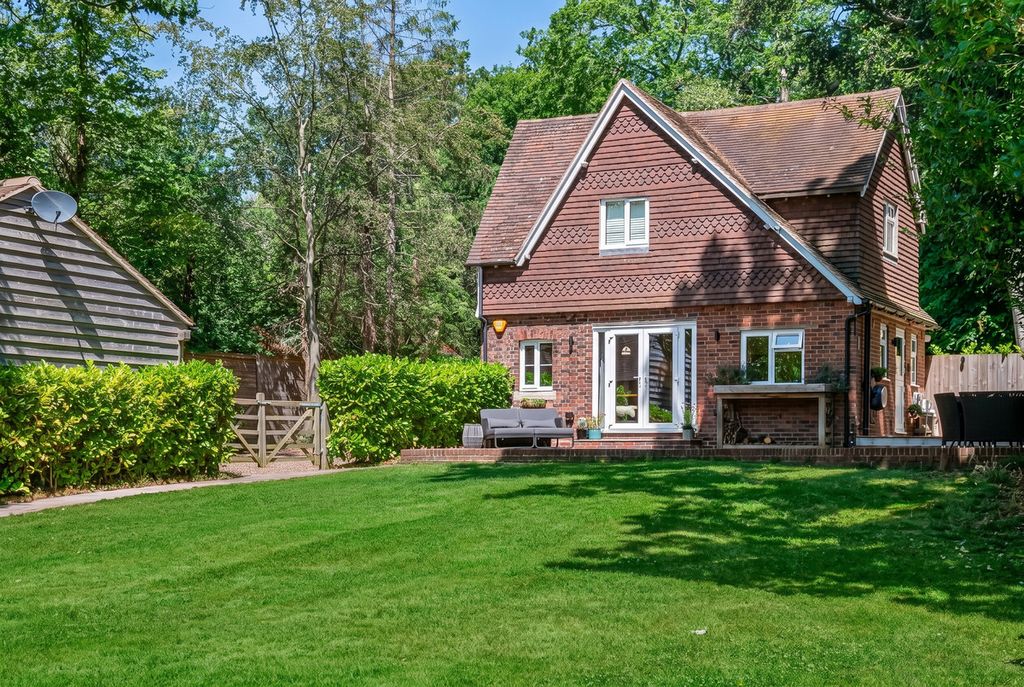 Property photo 1 of 50