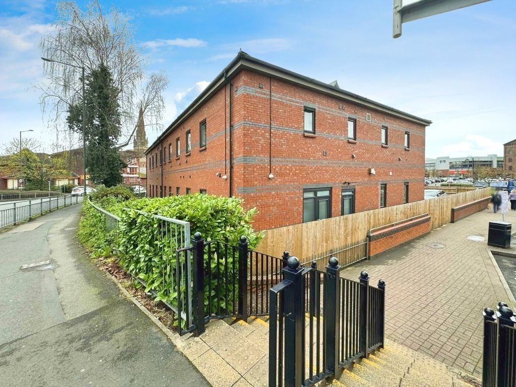 Property photo 1 of 6 External