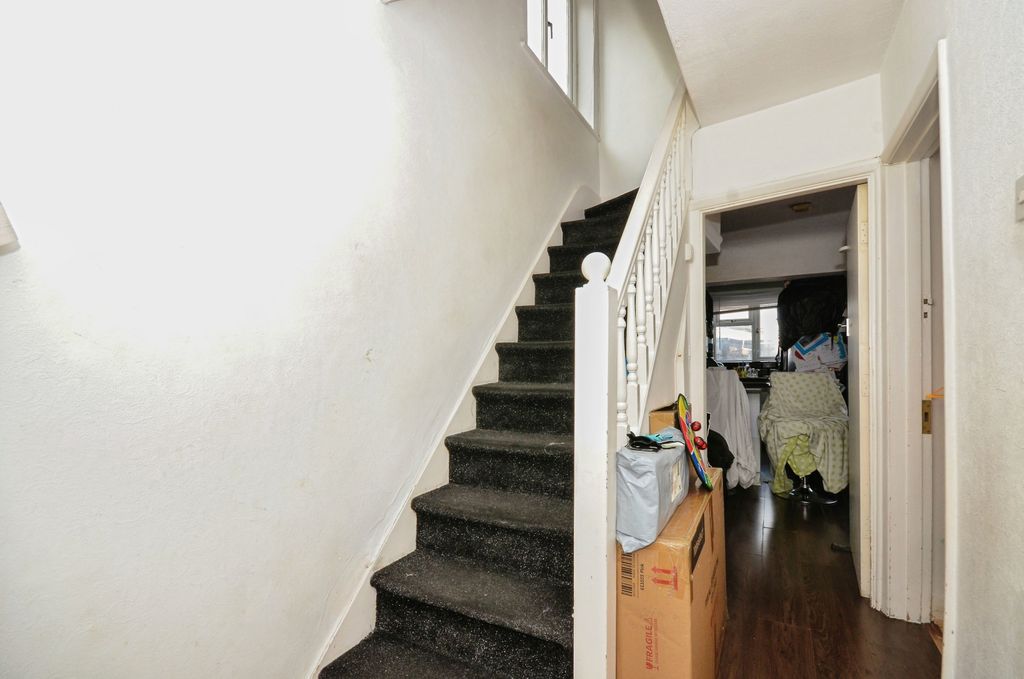 Property photo 3 of 9 Dsc_9677