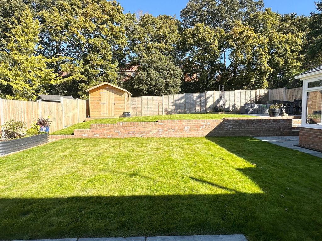 Property photo 3 of 33