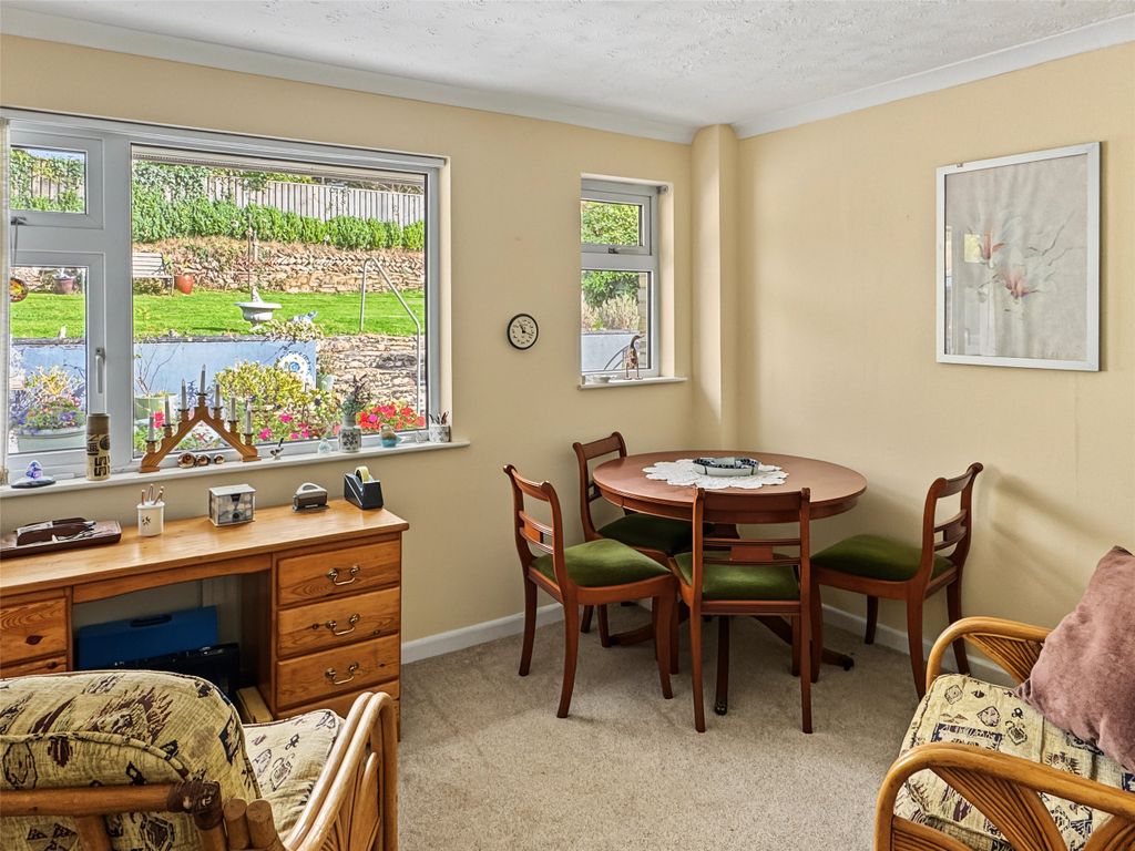 Property photo 3 of 14 Picture No. 05