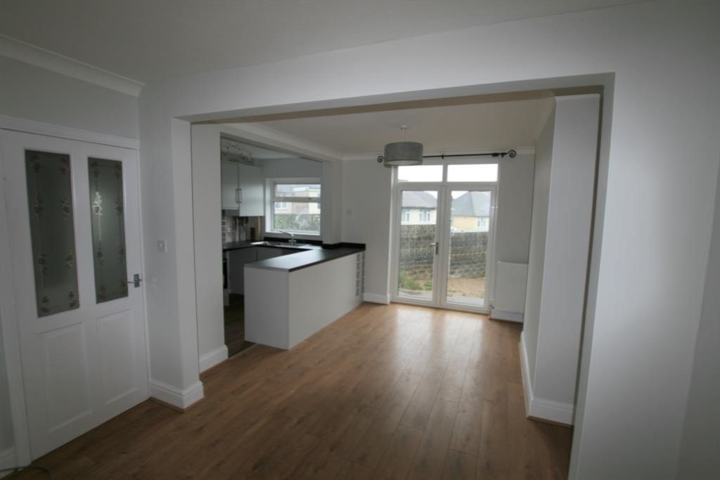 Property photo 3 of 14 Img_9290_Lge