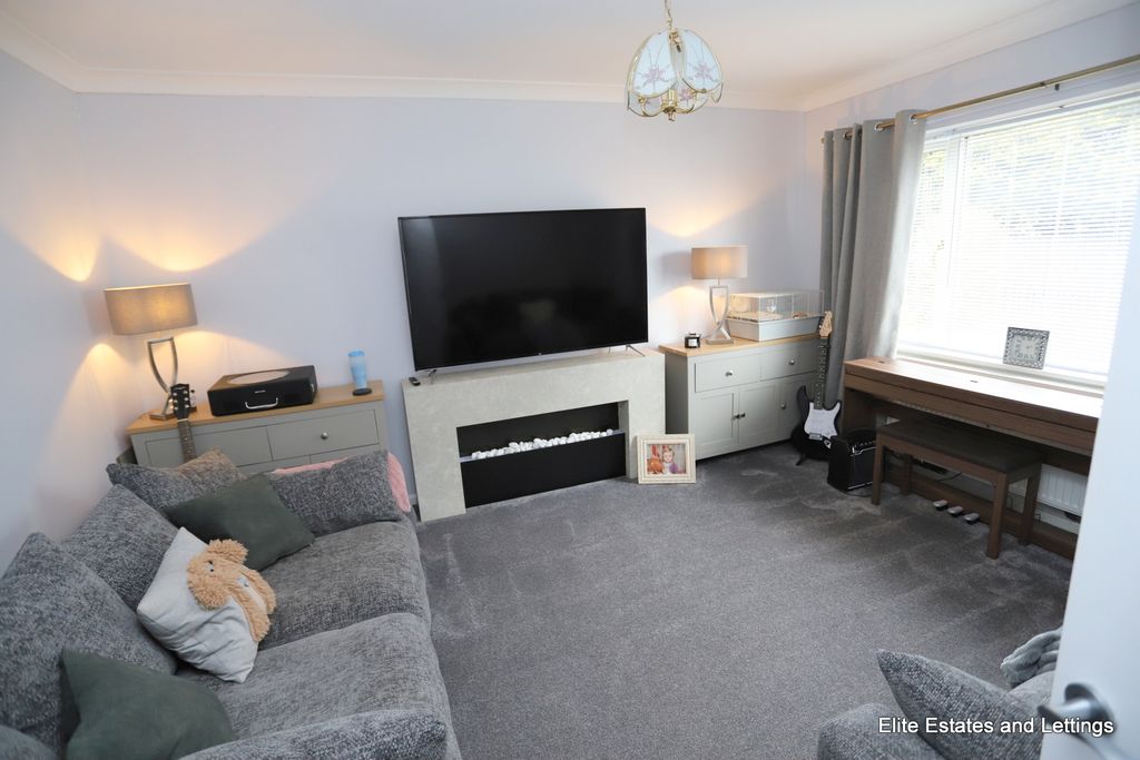 Property photo 3 of 22 03-Img_1810