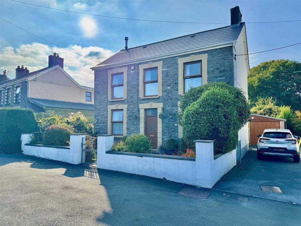 Property photo 1 of 29 Img_9940.Jpeg