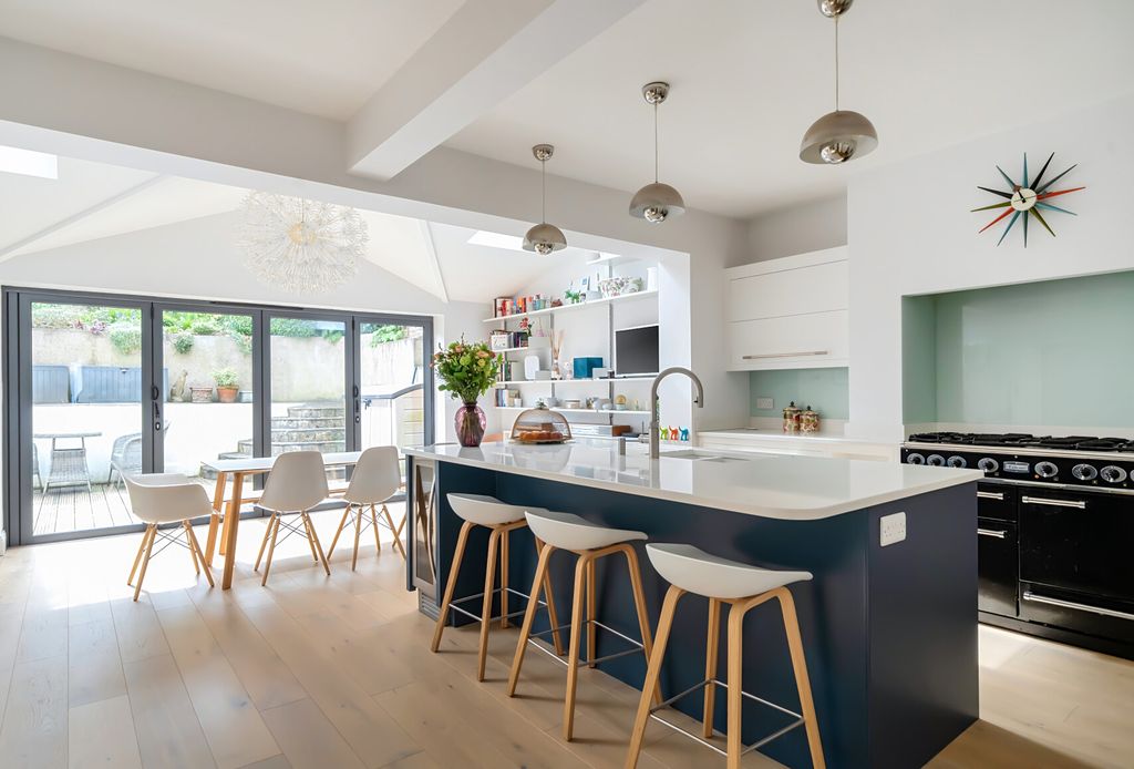Property photo 2 of 20 Kitchen Dining Room