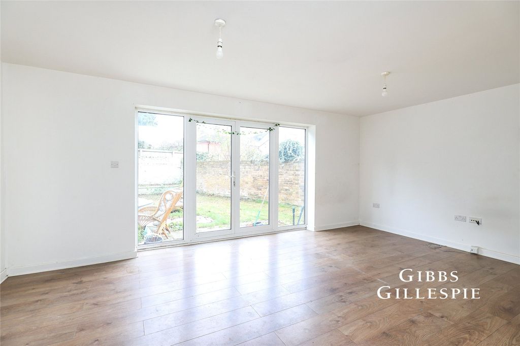 Property photo 3 of 10 Picture No. 10