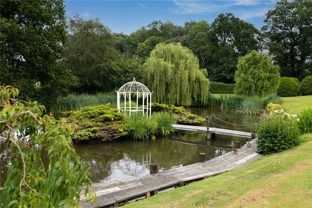 Property photo 2 of 32 Pond