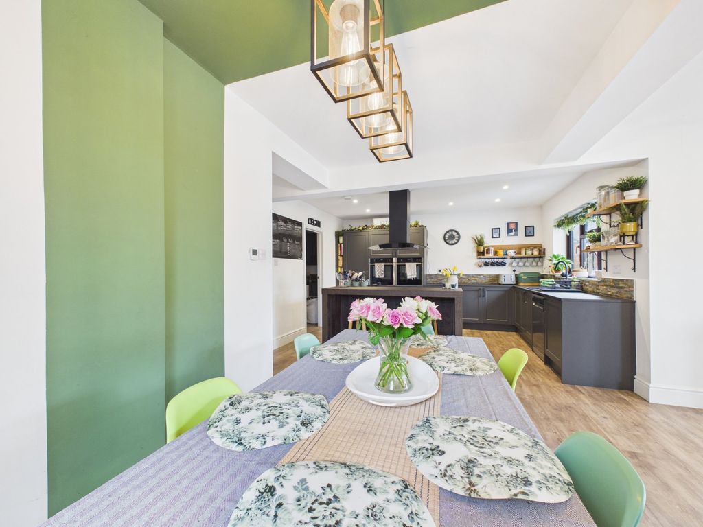 Property photo 3 of 22 Picture No. 11