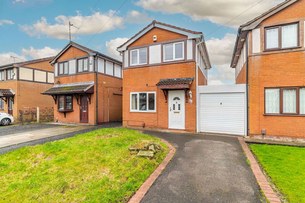 Property photo 1 of 18