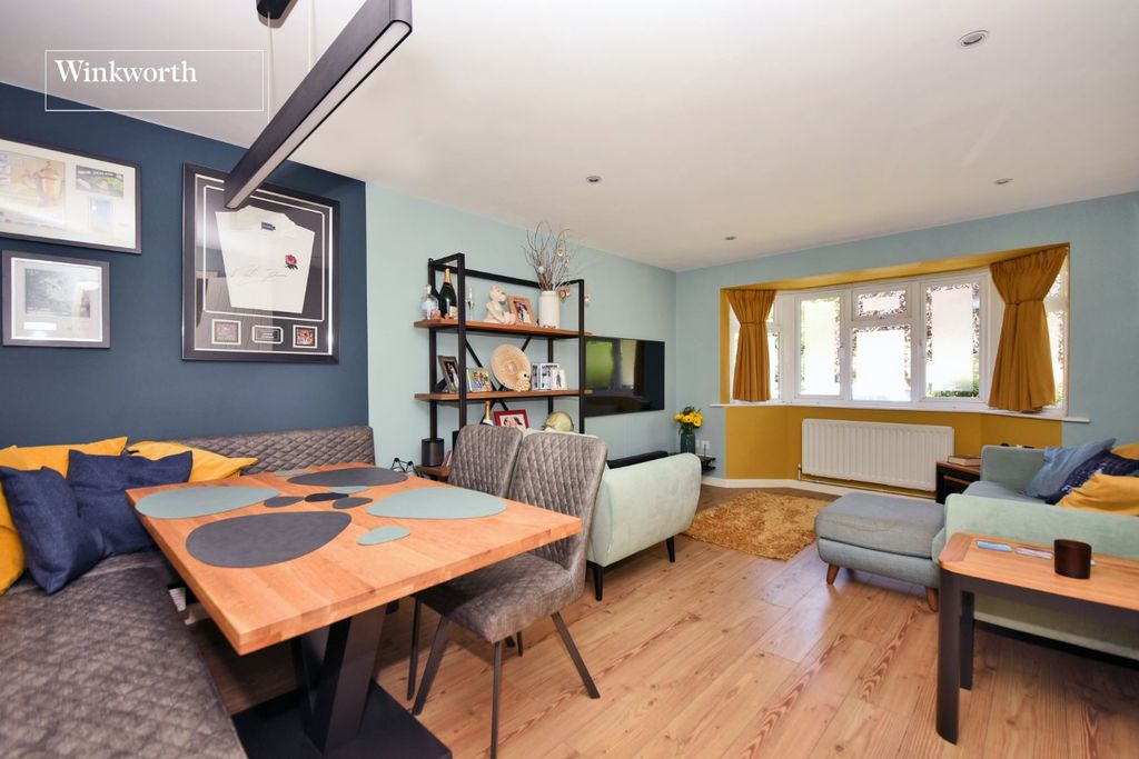 Property photo 2 of 16 Picture No. 04