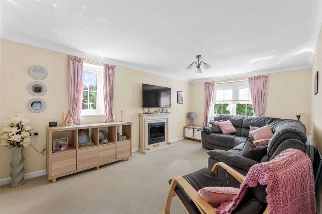 Property photo 3 of 17 Picture No. 13