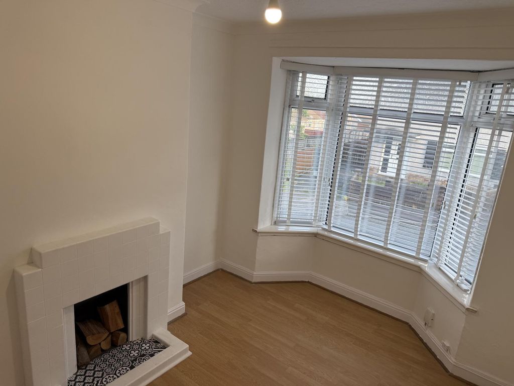 Property photo 2 of 10 Gallery