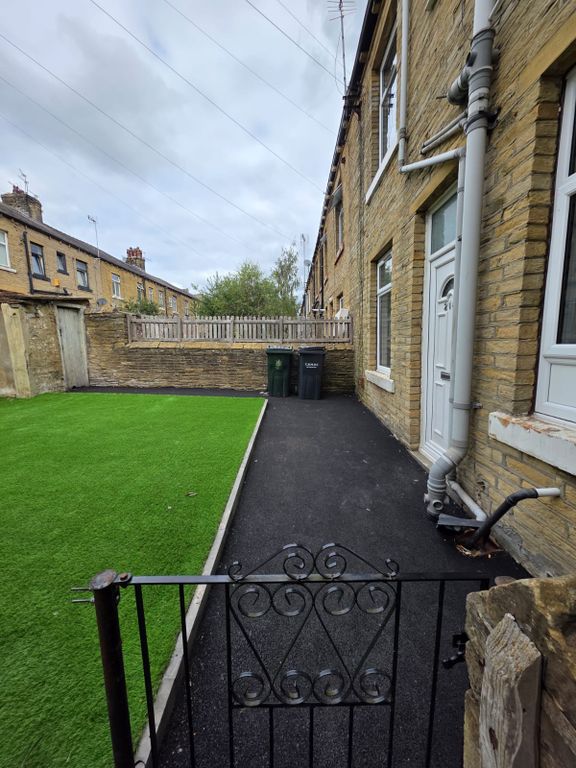 Property photo 2 of 20 Gallery