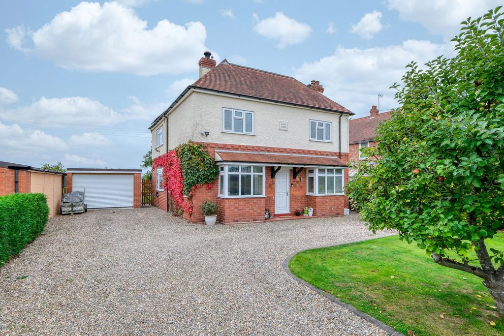 Property photo 1 of 24