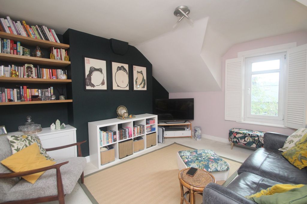 Property photo 1 of 10 Picture No. 06