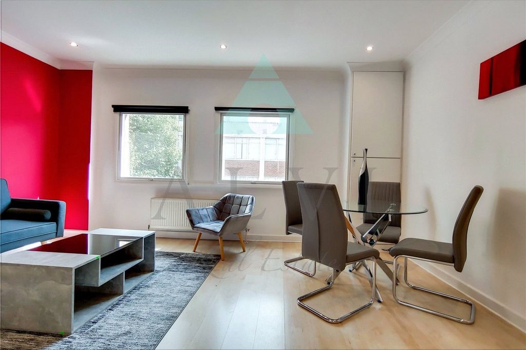 Property photo 3 of 27 Picture No. 03