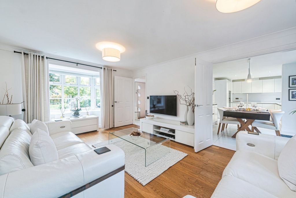 Property photo 2 of 24 Photo