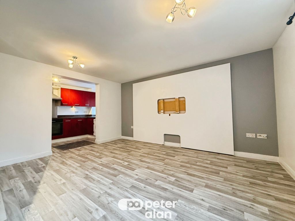 Property photo 3 of 12 Front