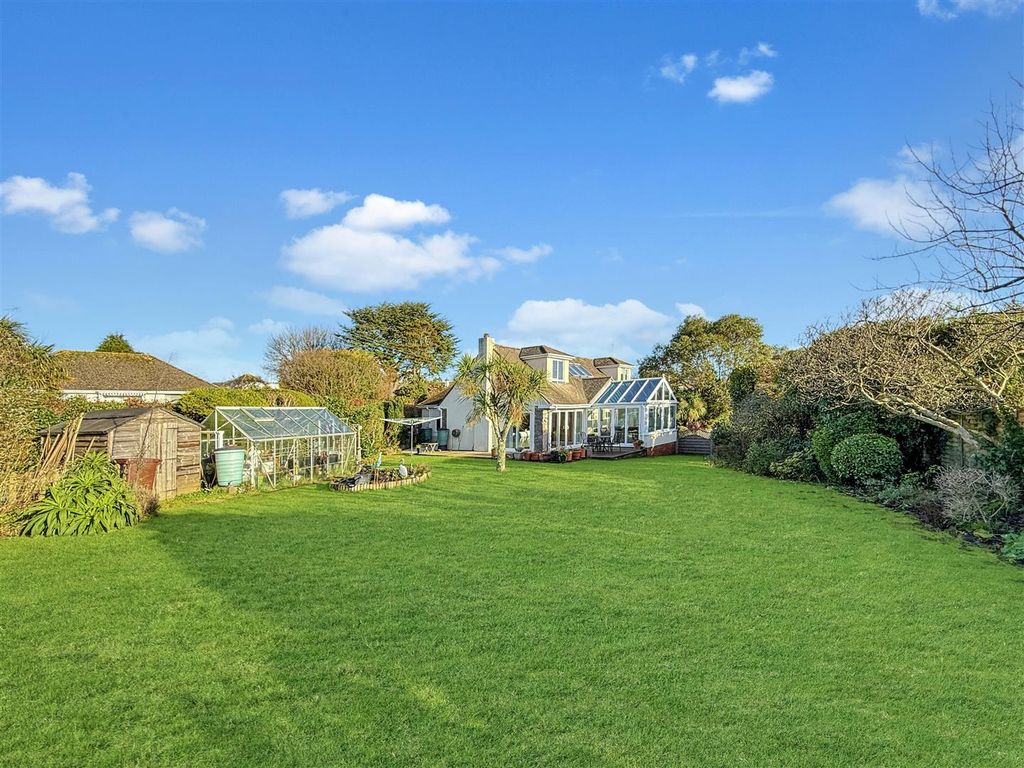 Property photo 2 of 20 Rear  Garden.Jpg