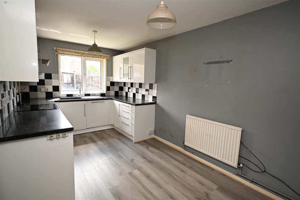 Property photo 2 of 14 Kitchen/Diner