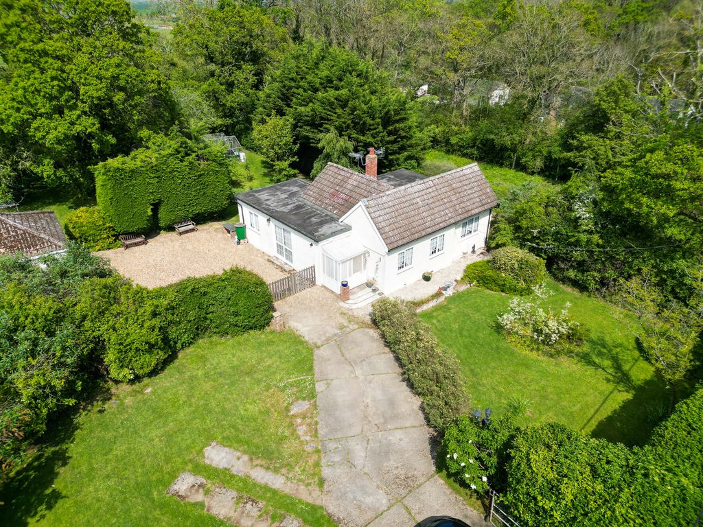 Property photo 3 of 24