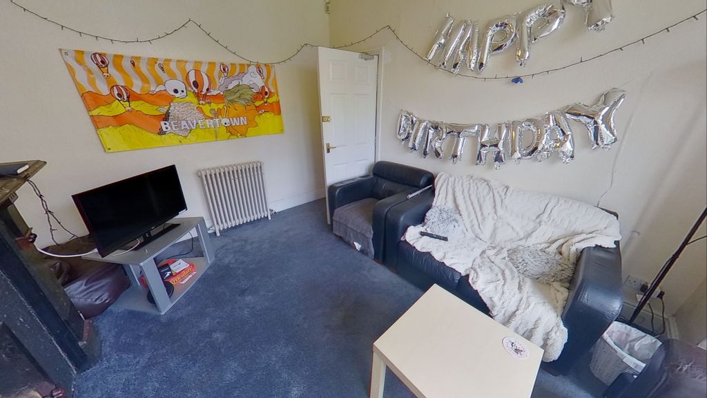 Property photo 2 of 11 Grimthorpe-Street-02042022152201.Jpg