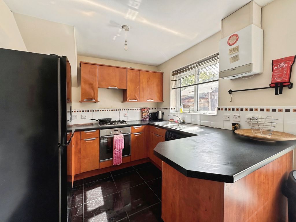 Property photo 3 of 12 Kitchen/Diner