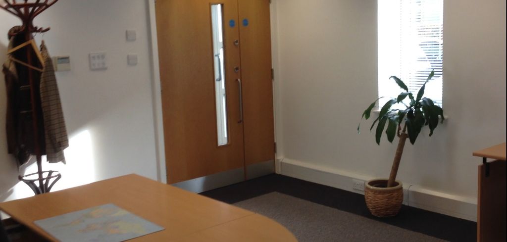 Property photo 3 of 5