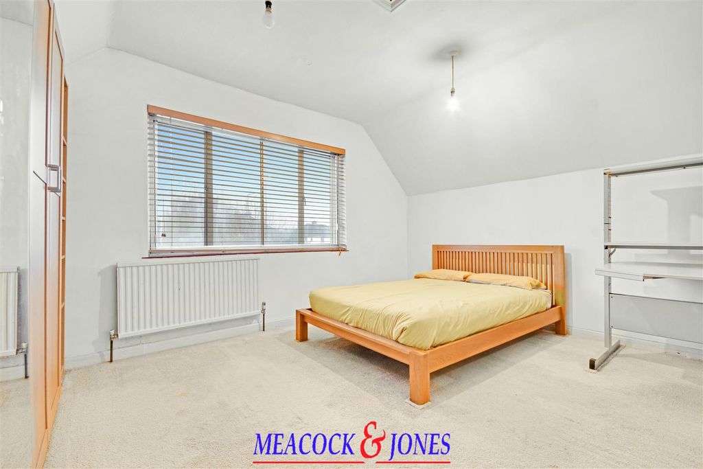 Additional image 18 of 4 bed detached bungalow for saleMount Pleasant Avenue, Hutton, Brentwood CM13