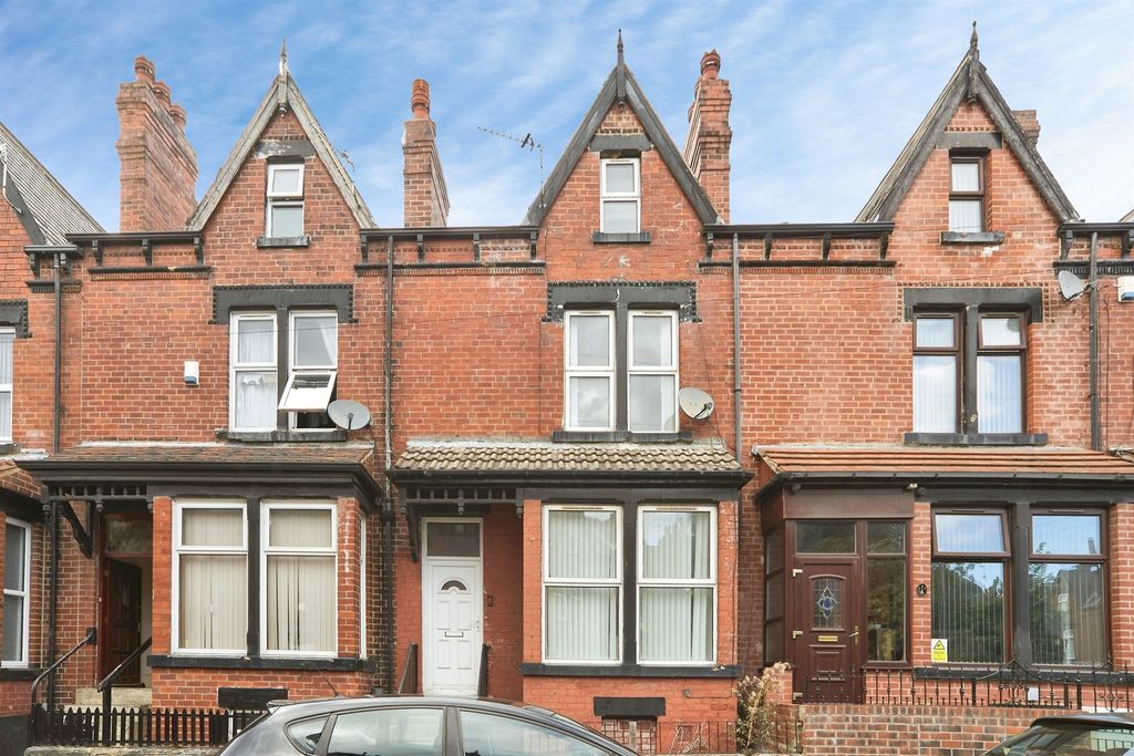 Property photo 1 of 13
