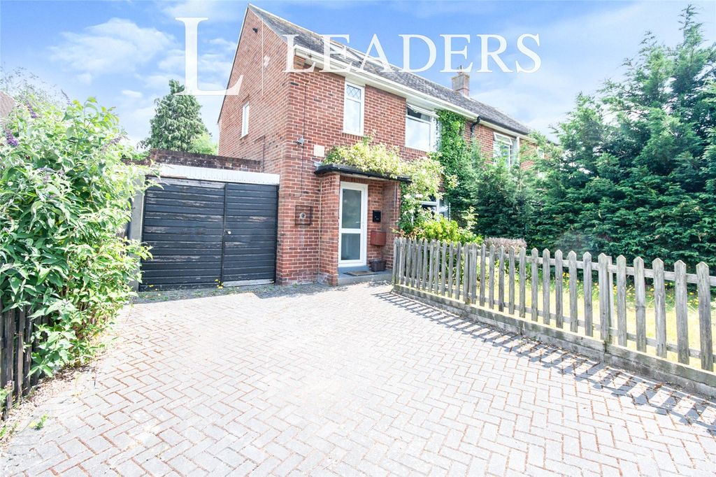 Property photo 1 of 10 Outside
