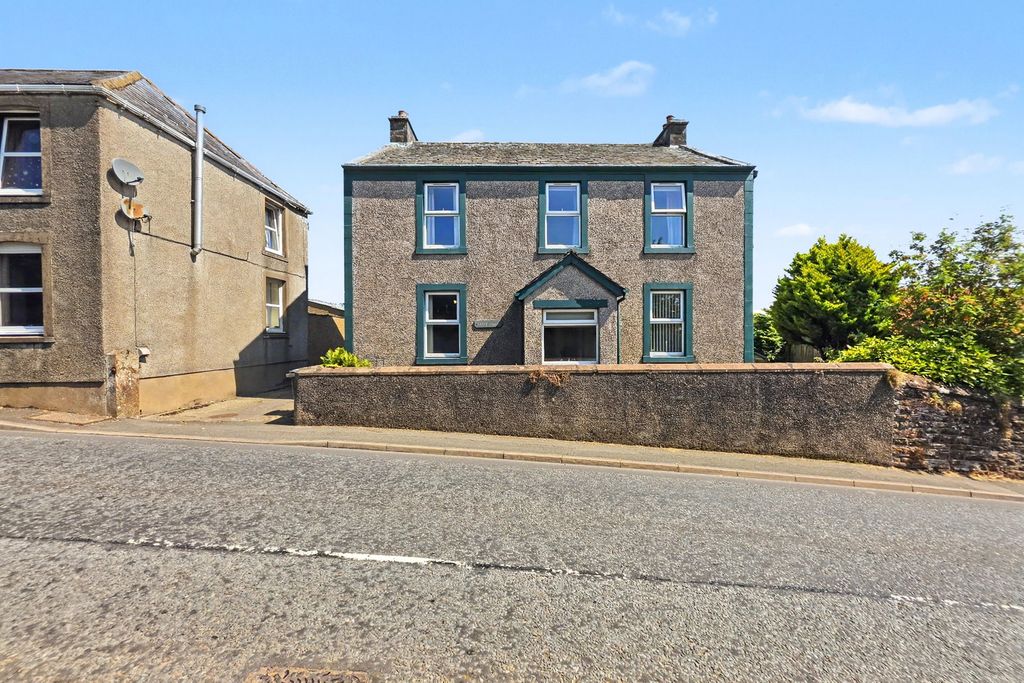 Property photo 1 of 28