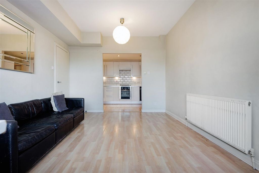 Property photo 3 of 16 Reception Room