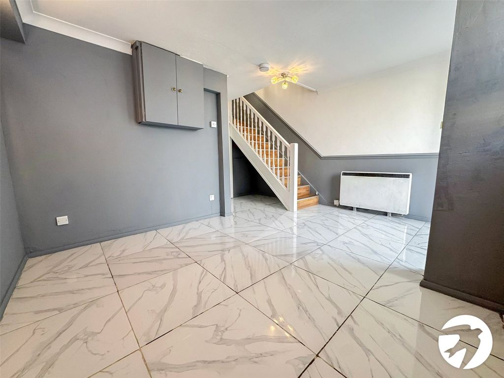 Property photo 2 of 13 Picture No. 07