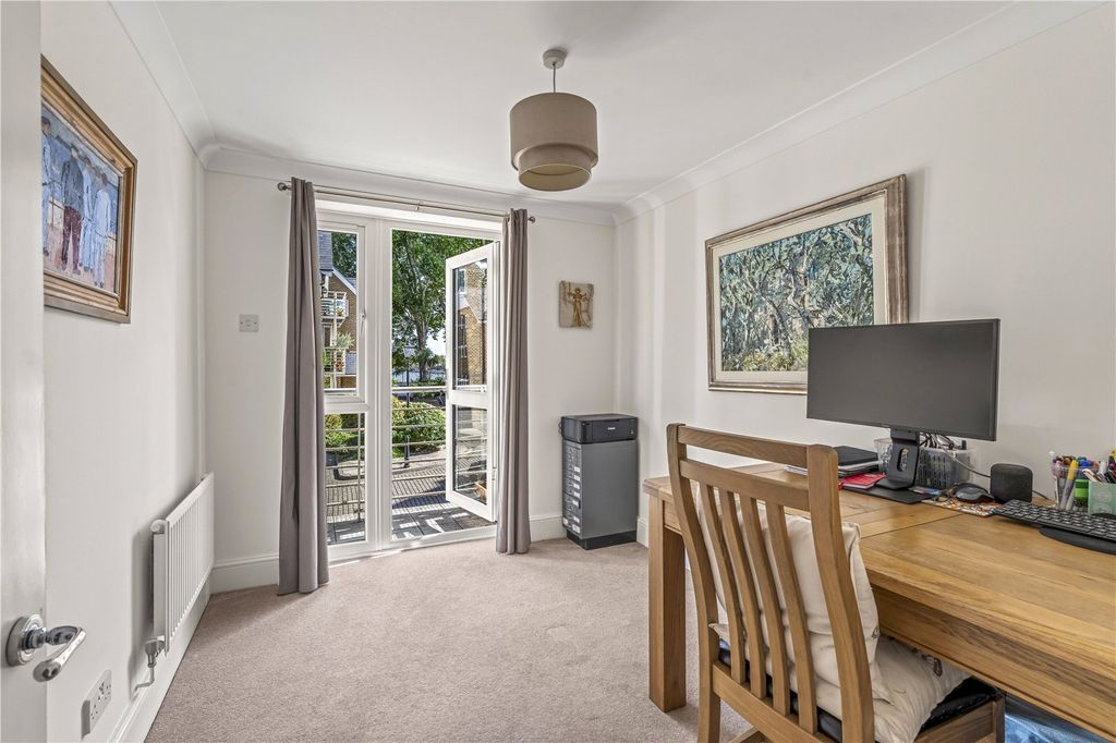 Property photo 3 of 11 Picture No. 22