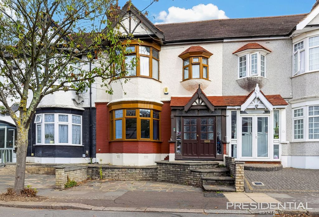 Property photo 1 of 24