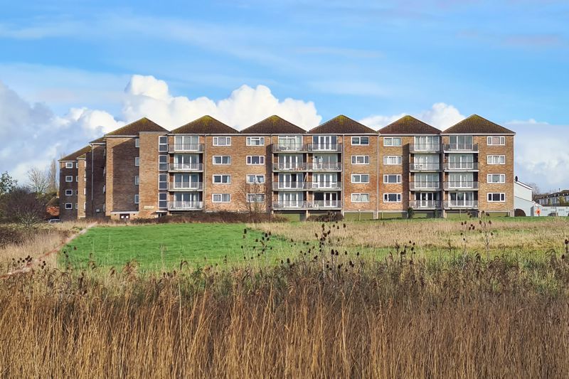 Property photo 1 of 12 Milford Court
