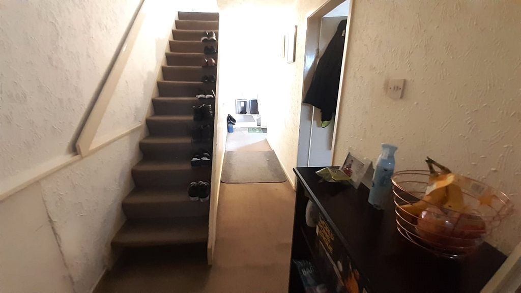 Property photo 2 of 15 Picture No. 26