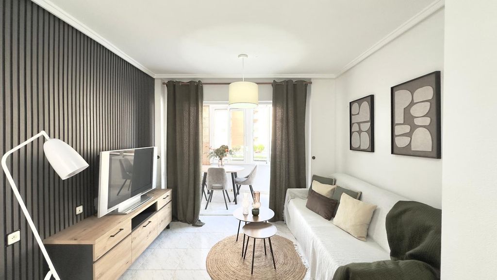 Property photo 1 of 50