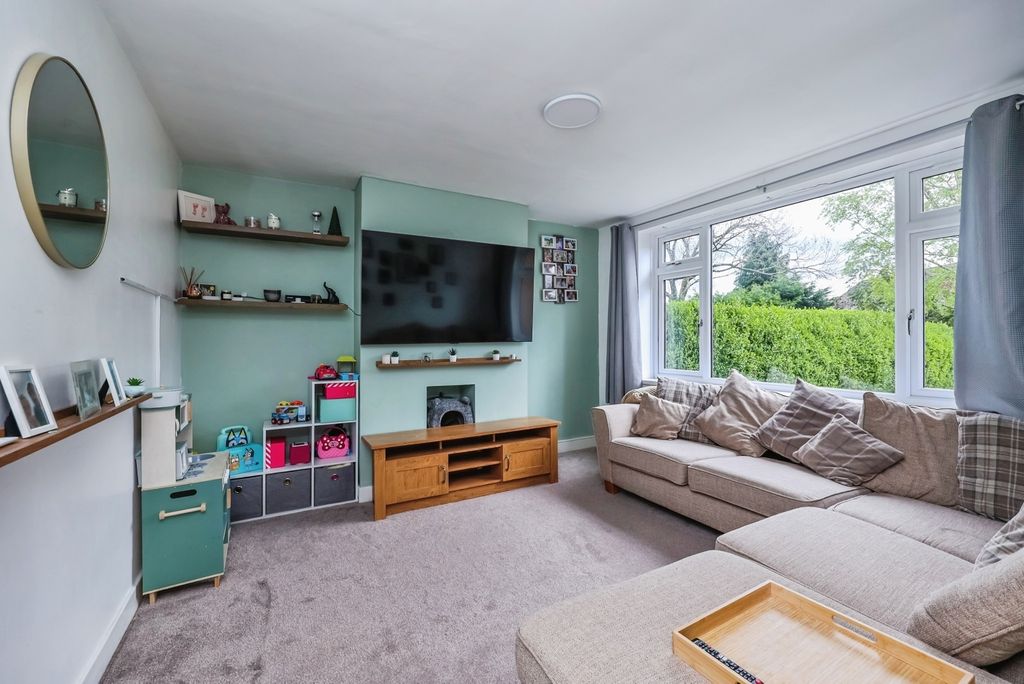 Property photo 3 of 19 Pbox-Img.Jpg